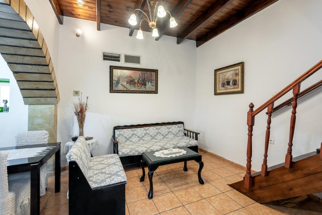 Aroni Cretan Comfortable House - Hamam Suites Aroni Экстерьер фото
